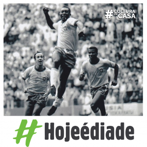 foto de três jogadores da seleção brasileira de futebol em preto e branco